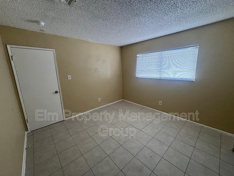 2516 E Mesquite Ave #4 — Photo 7