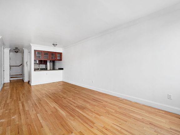 3rd image of 2294 Frederick Douglass Blvd Ph A