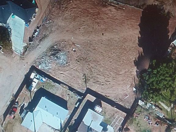 5th image of 5863 Rebecca St.