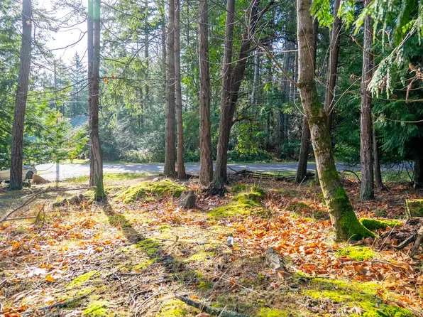 7904 Plumper Way, Southern Gulf Islands, BC V0N 2M2