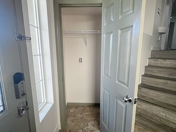 5th image of 4560 Mission Meadow Cir
