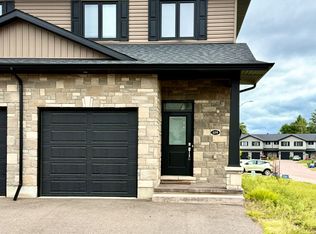 109 Chad St, Petawawa, ON K8H0G9