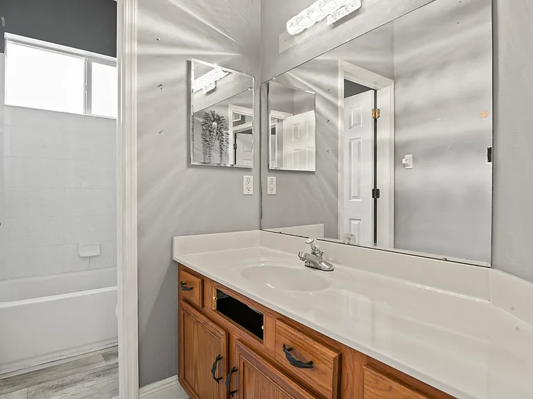 Bath between bedroom #2 & 3