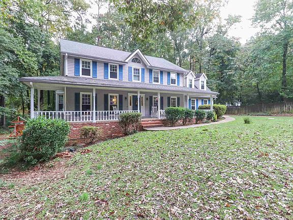 5th image of 110 Red Oak Dr