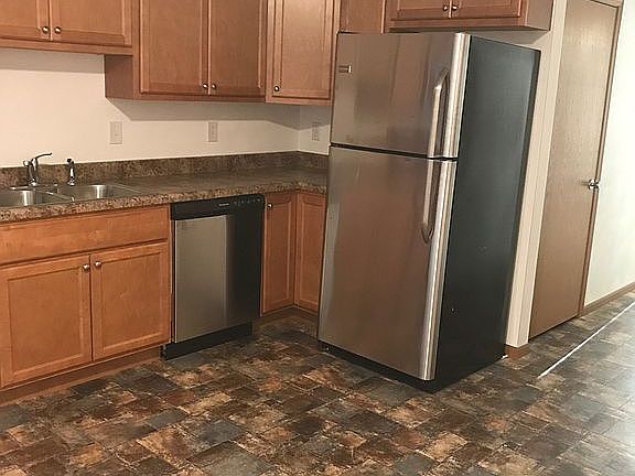 4th image of 5 Sunset Dr APT D