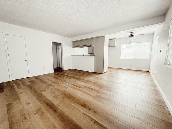 2nd image of 5325 Lorna St #K