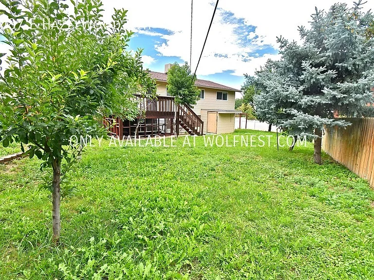 2087 E Hazelwood Way — Photo 24