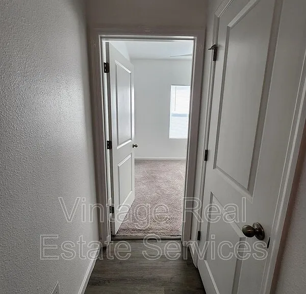 2340 Harris Hawk Ave — Photo 19