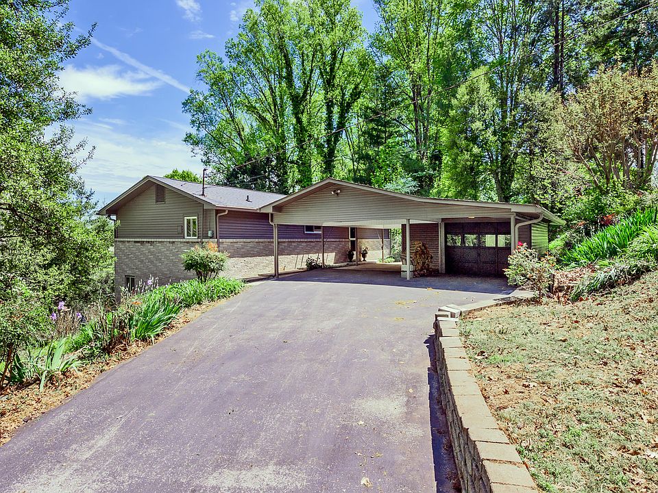 1st image of 402 Davis Dr