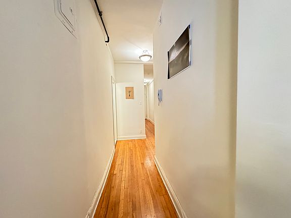 4th image of 515 Cathedral Pkwy Unit 2F