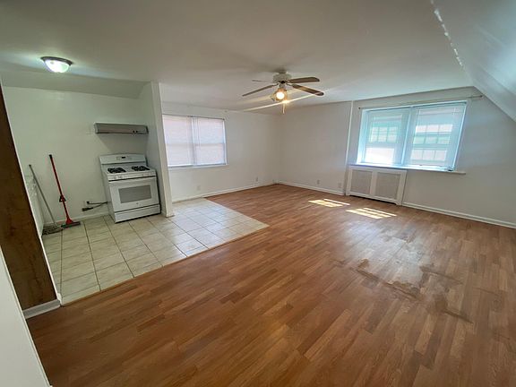 4th image of 43-40 195th St Floor 2