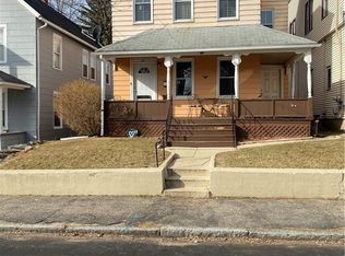 31 Holbrook St, Ansonia, CT 06401
