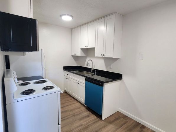 1895 San Vincente Dr APT 16