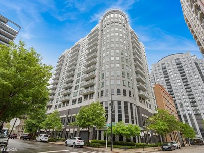 421 W Huron St APT 1503, Chicago, IL, 60654