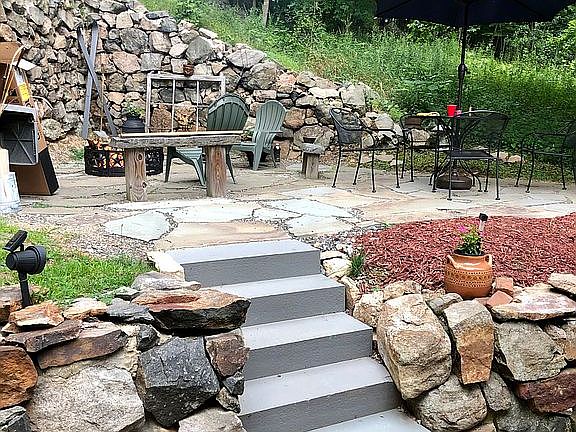 4th image of 67 Glenwood Mountain Rd