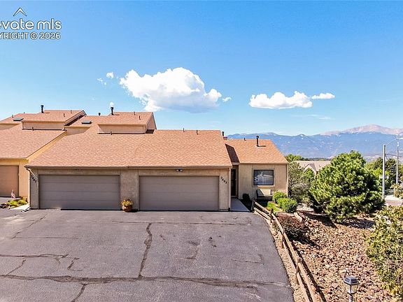3rd image of 3405 Trenary Ln