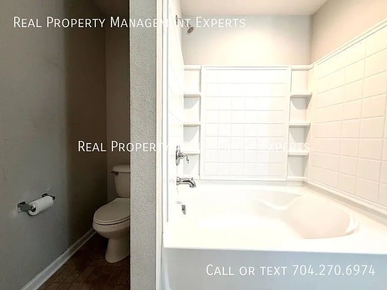 8609 Old Potters Rd — Photo 11