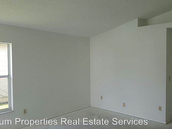 3rd image of 863 Vista Palma Way