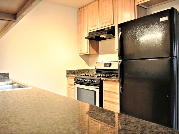 2nd image of 1301 Norfolk Ave