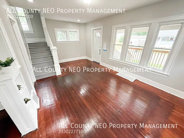 1114 Herberich Ave — Photo 5
