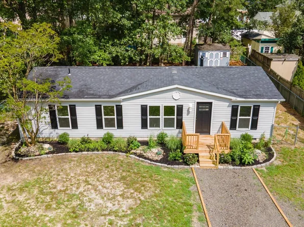 430 S Willow Ave, Galloway, NJ 08205