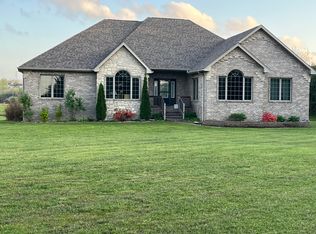 8105 N Farm Road 207, Strafford, MO 65757