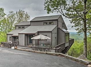 261 Overlook Way, Tannersville, PA 18372