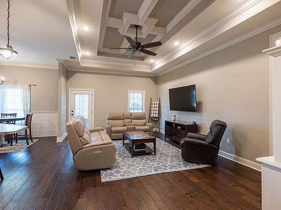 5th image of 4748 Amelia Cir