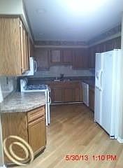 5th image of 48490 Rosewood Ln