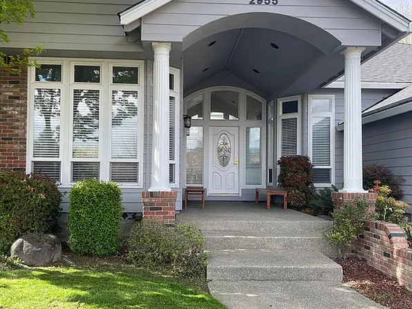 2955 Wilkshire Dr, Medford, OR 97504
