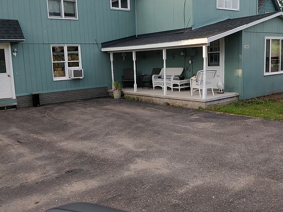 4th image of 23484 Fir Ave