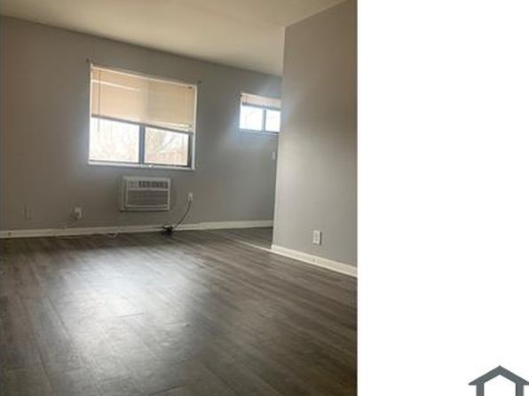 1731 McArthur Ave #3