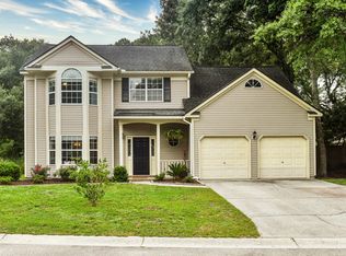 1912 Oak Tree Ln, Mount Pleasant, SC 29464
