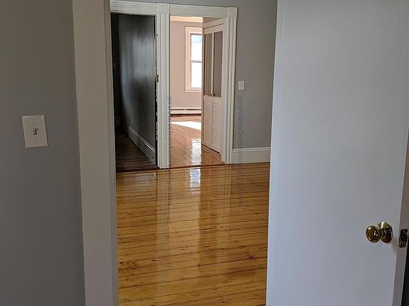3rd image of 14 River St #B1