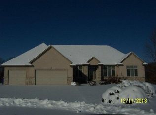 10941 Woodland Dr N, Champlin, MN 55316