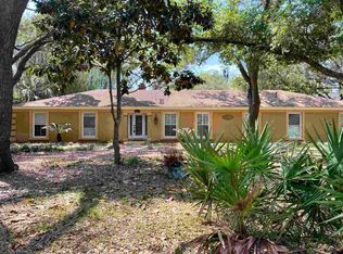 607 Bay Cliffs Rd, Gulf Breeze, FL 32561