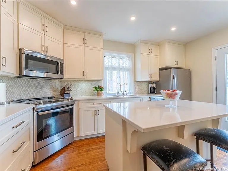 46 Reed Ave — Photo 11