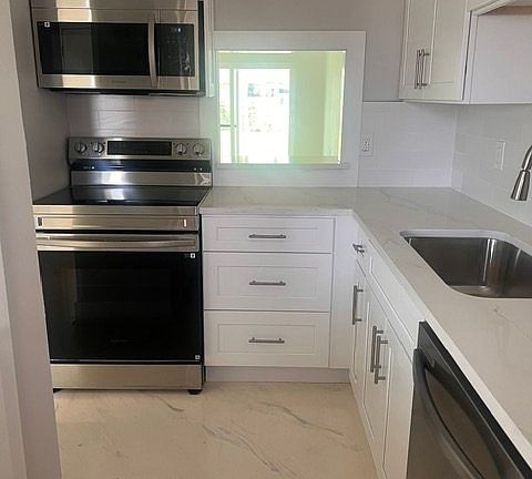 3rd image of 1 Boca Ciega Point Blvd APT 115