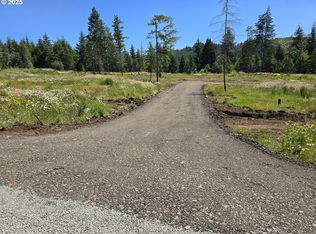 1 Blacks Dr, Cottage Grove, OR 97424