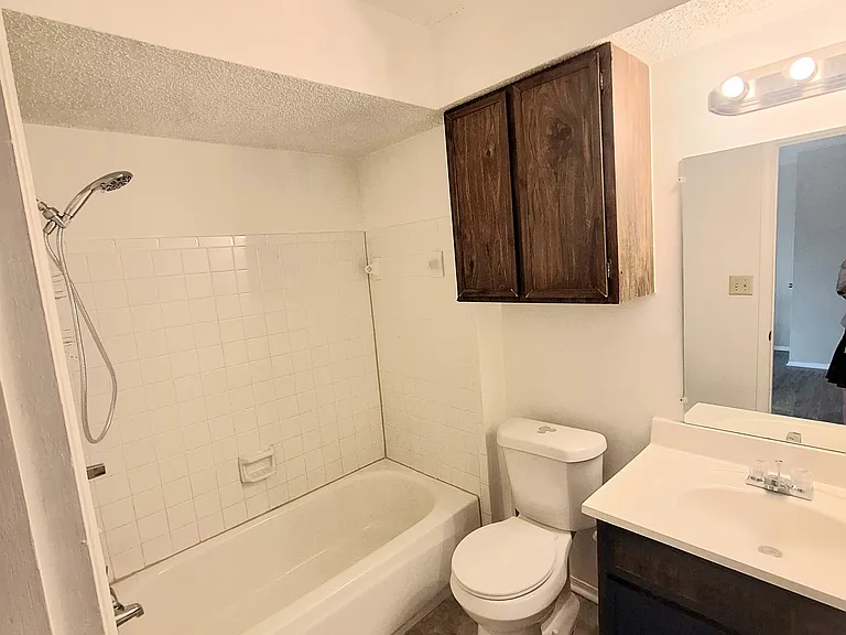 2217 E 66th Pl #910 — Photo 17