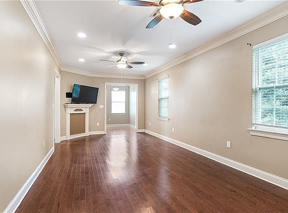 5th image of 1718 Burdette St #B