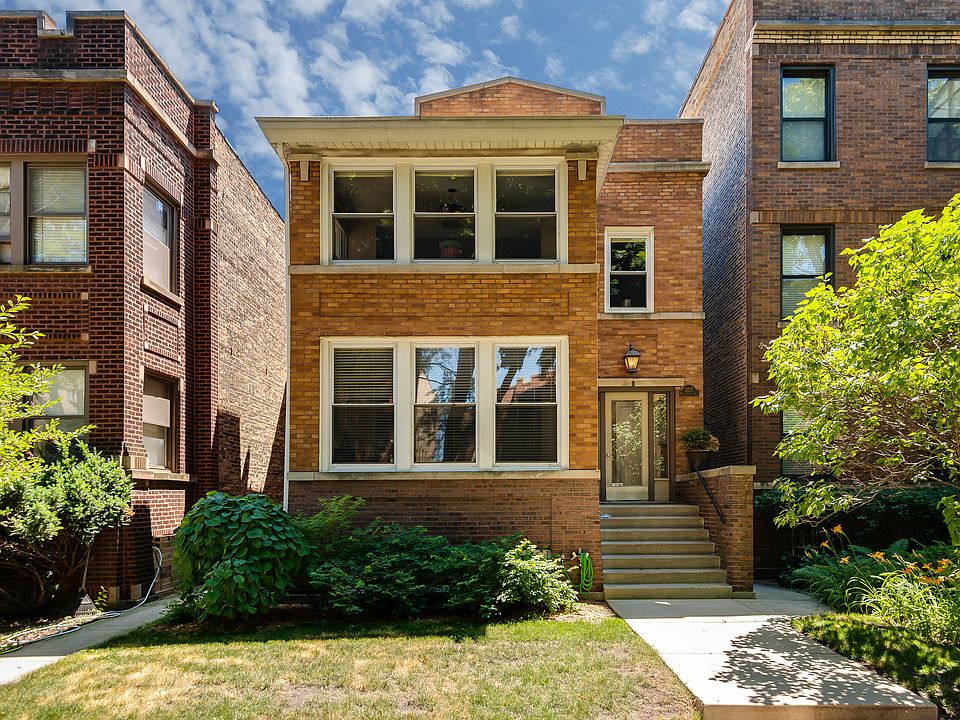 1st image of 2727 W Leland Ave #G