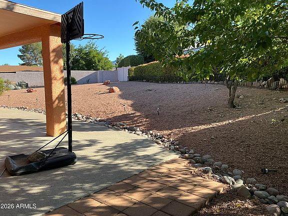 5th image of 1180 S Vista Grande Drive