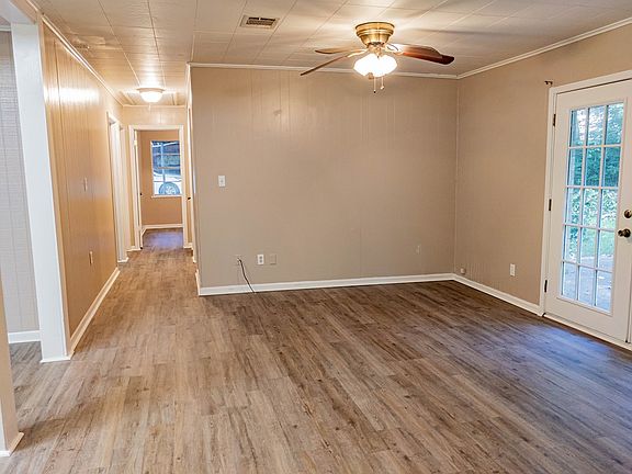 4th image of 209 Lenwood Dr