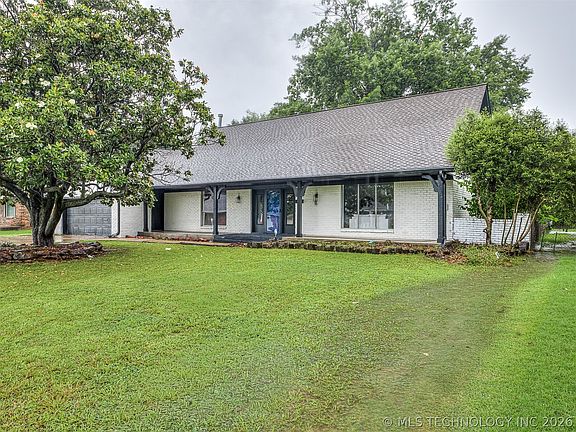 3rd image of 4771 S Hudson Pl