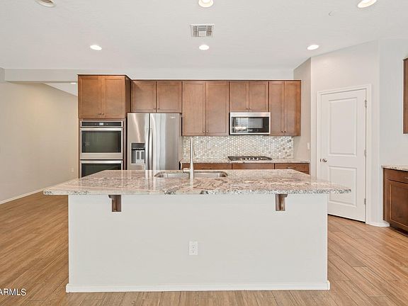 2nd image of 1353 N BALBOA --