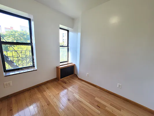 Rented by Douglas Elliman | media 7