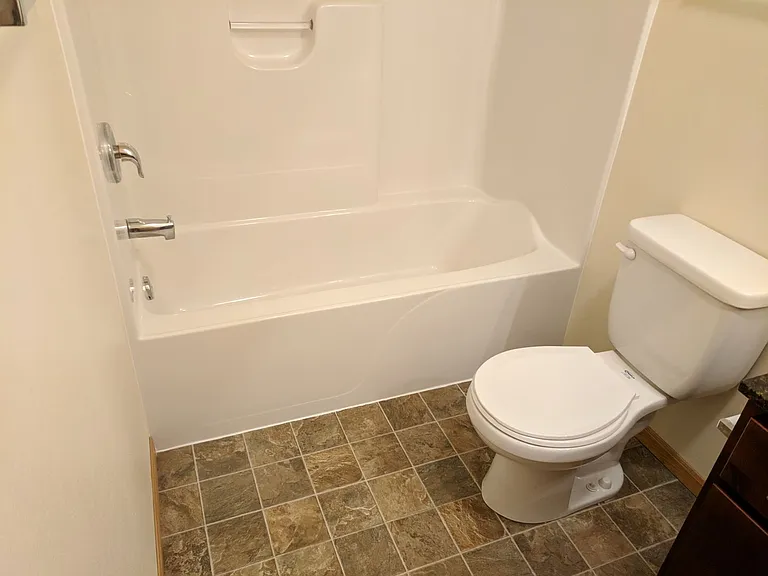 West Lake II Apartments — Photo 152