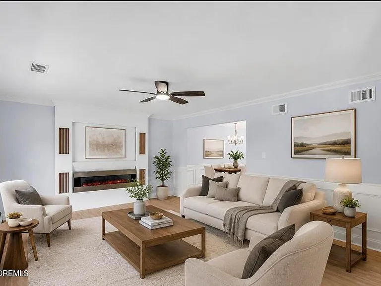 30 Belmont Ave — Photo 3