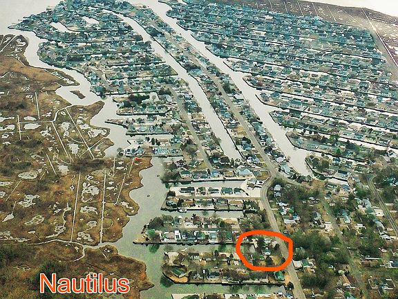 3rd image of 628 Nautilus Blvd